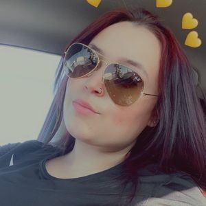 Meet your Posher, Kailey